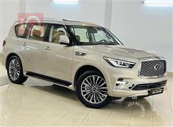 Infiniti QX80